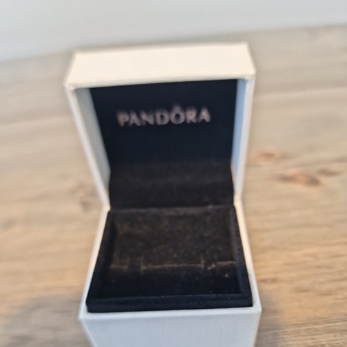 Pandora white colour empty - pandora,