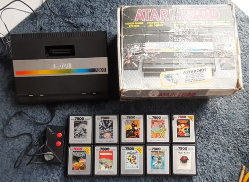 Atari 7800 pal boxed - 7800, with