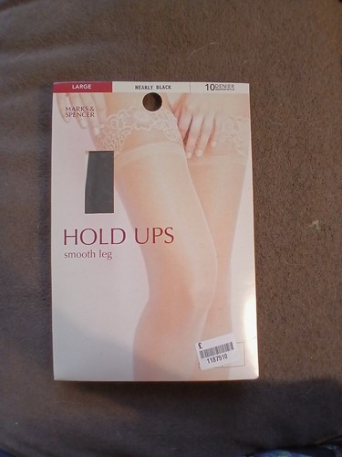 Hold ups nearly - ups, 10