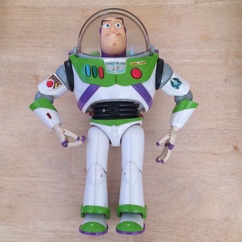 Disney pixar buzz lightyear - disney,