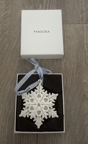 Collectible pandora snowflake - pandora,