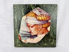 VTG ‘93 Embossed Sistine