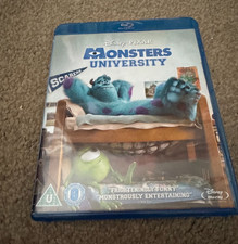 MONSTERS UNIVERSITY Blu-ray - Disney Pixar Prequel - Like New!