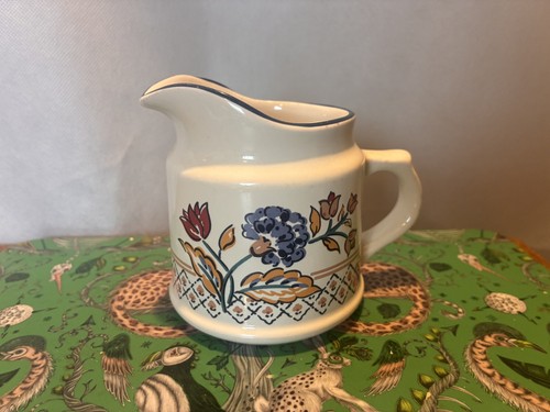 Camargue boots milk jug floral - milk,