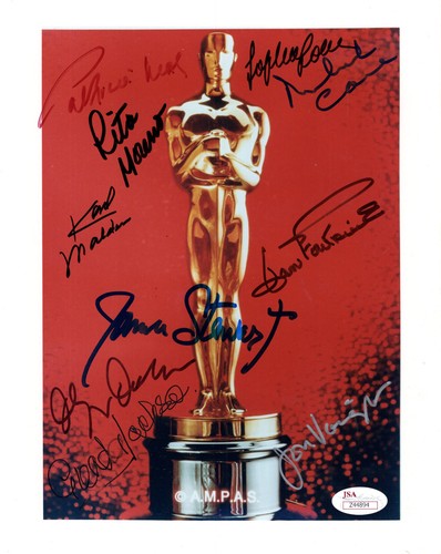 Oscar statue signed 8x10 photo - statue,