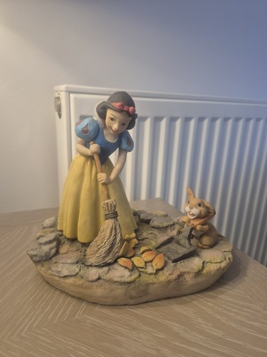 Snow white walt - snow, arden