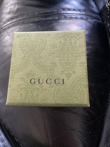 Authentic cucci chain and - cucci,