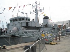 Photo 6x4 Gang  plank up to HMS Hurworth Portsea  c2008