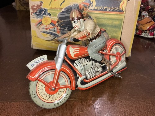 Excellent 1940 technofix - excellent,