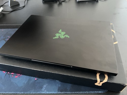 Razer blade laptop ryzen - -,