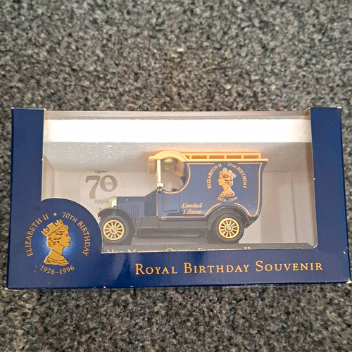 Lledo limited edition royal - limited,