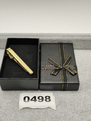 Burberry men gold tie clip - gold,