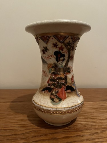 Satsuma ware vase hand - satsuma,