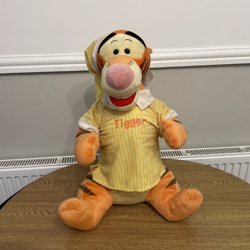 Disney tigger wearing yellow - disney,