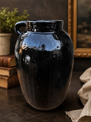 Large black glazed ceramic - large,