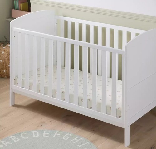 White wooden cotbed - white,