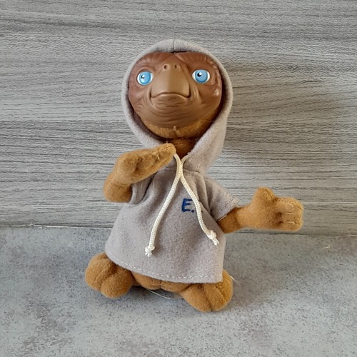 Small universal studios - , e.t