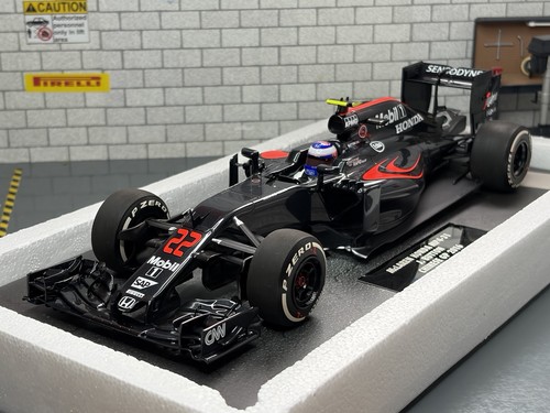 Minichamps formula 1 - 1:18,