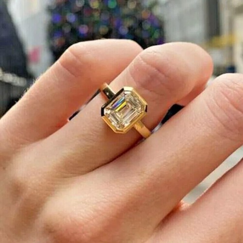Bezel set emerald cut - bezel,