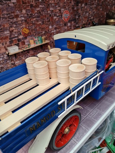 10x wooden barrels for mamod - 10x,
