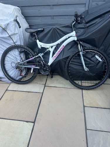 Mountain bike full - mountain,