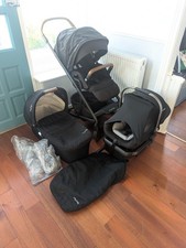 Nuna Mixx Pushchair RRP £1200 Pram Baby Infant Stroller Bassinet black set