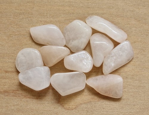 Pink petalite mm - petalite,