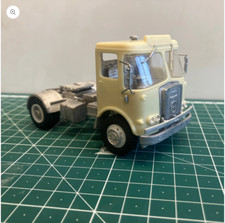 Heavy Goods model HG.8a Atkinson Borderer day cab white metal/resin kit in 1/50