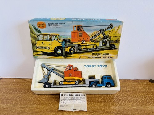 Corgi toys gift set - gift,