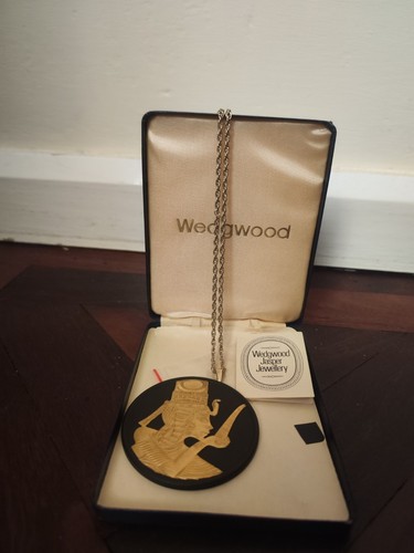 Wedgwood gold black jasper - gold,