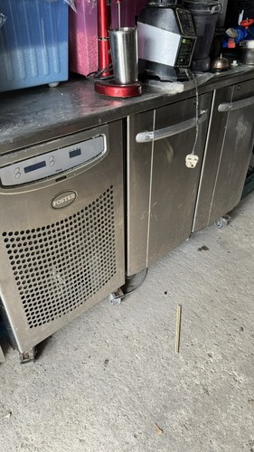 Foster under counter fridge - under,