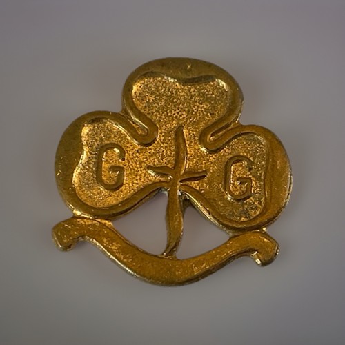 Vintage trefoil girl - vintage,