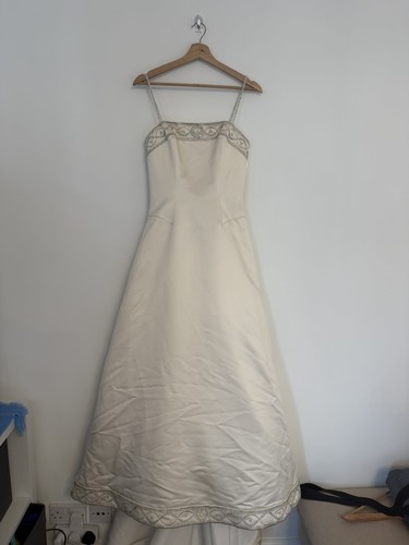 Benjamin roberts wedding dress - roberts,