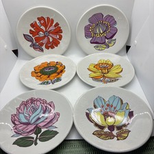 6 Flower Power plates set -