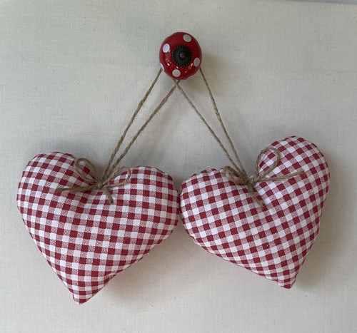 Pair heart door hangers in - door,