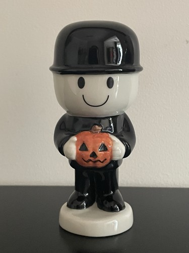 Wade halloween fred - wade, fred”