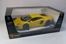 Bburago - 1:18 Lamborghini Aventador LP700-4 Yellow NEW Die-cast Car Model 