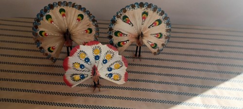 Vintage art glass peacocks - glass,