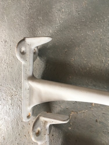 Vtg cast iron sink - cast, brackets