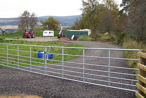 Photo 6x4 building - building, plot