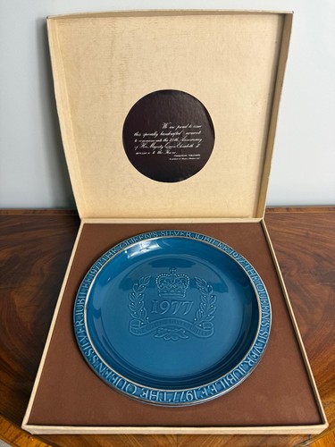 Vintage queen silver - queen’s,