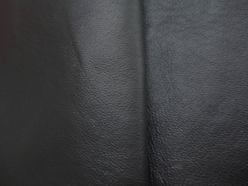 Jet black pigskin leather - jet,