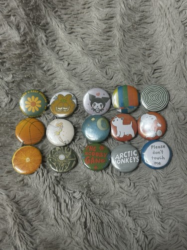 Badge pins bundle kuromi - 15,