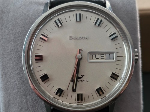 Vintage men 1970 bulova - men's,