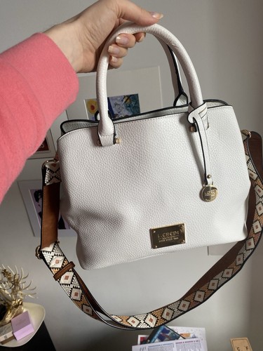White small bag with long - small,