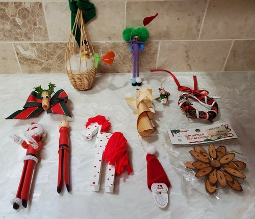 Plastic and wood christmas - plastic,,