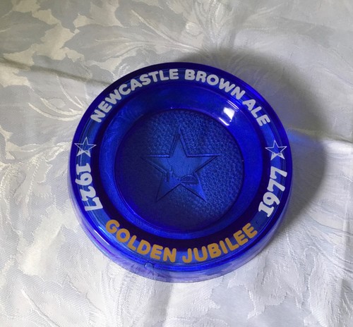 Newcastle brown ale blue - brown,