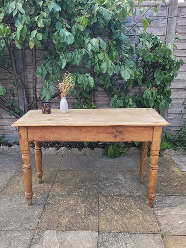 Rustic farmhouse wood - farmhouse,