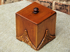 Single compartment Tea Caddy with mouldings to sides