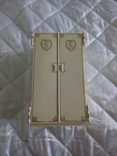 Vintage 1960s Sindy Wardrobe